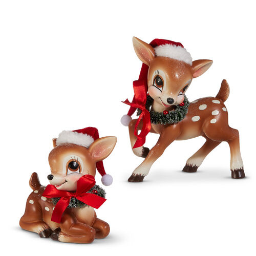 Cutesy Deer w/ Wreath Ornaments