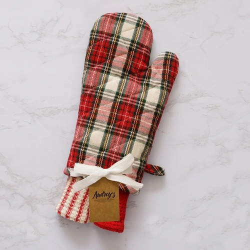 Grandmas Tartan Mitt Set