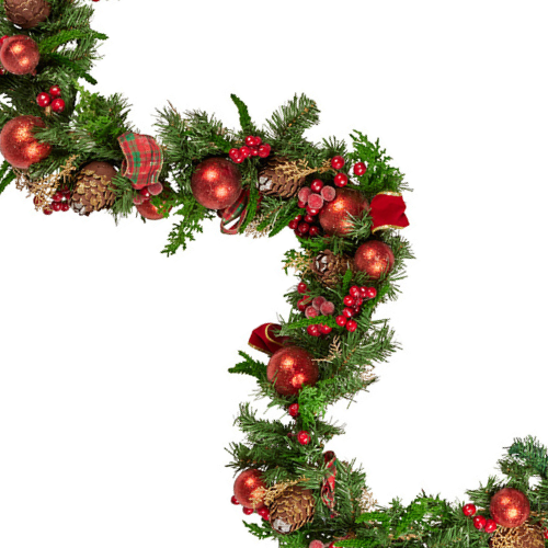 Berries & Baubles Garland