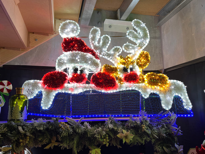Santa & Reindeer Roof Friends | Christmas Motif Light